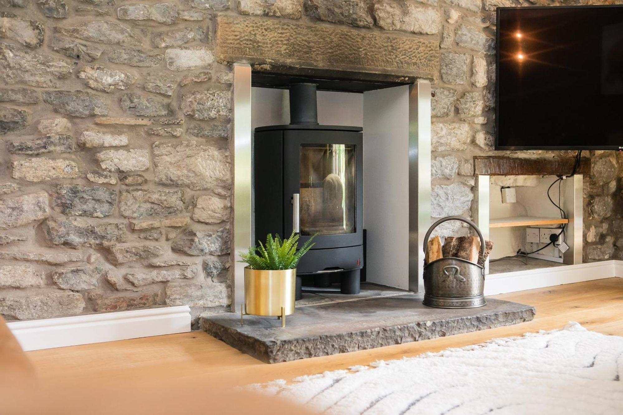 Candle House By Muse Escapes Villa Castleton  Exterior photo